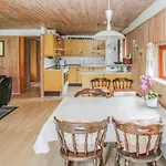 Awesome In With Kitchen Prázdninový dům *